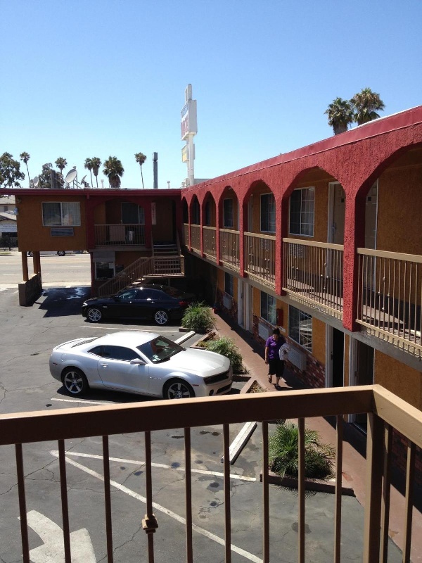 Hyde Park Motel image 7